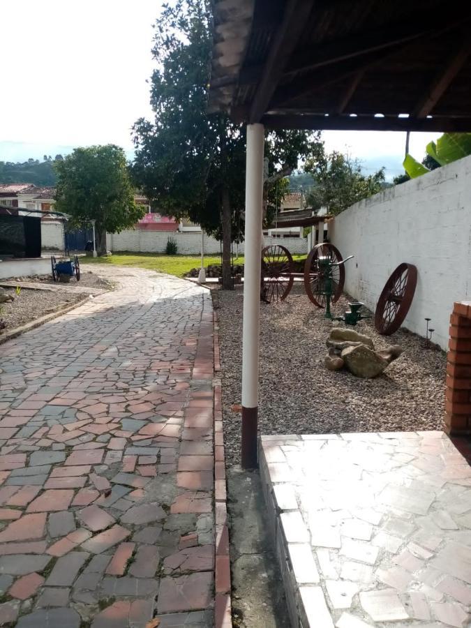 Hotel La Casona Chinacota ภายนอก รูปภาพ